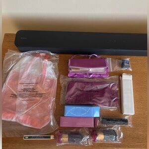 11 piece set of Avon Makeup accessories “All Brand New” See all photos